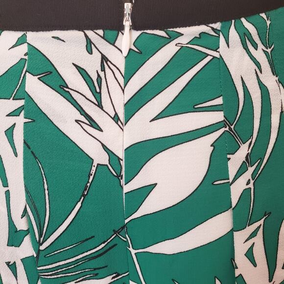 Talbots Kelly Green & White Leaf Pleated Flare Skirt | NWT | SZ 16W - Picture 4 of 6
